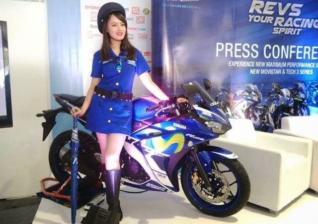 Yamaha R25 Livery Moto GP Movistar 