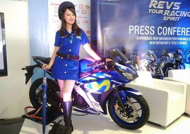 Yamaha R25 Livery Moto GP Movistar 