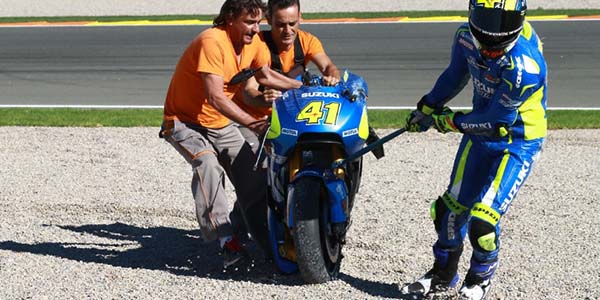 Aleix Espargaro Crash tes pramusim MotoGP 2016