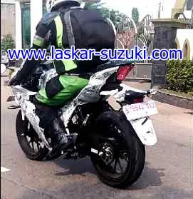 Suzuki GSX-R150 ditest di jalanan Suzuki GSX-R150 ditest di jalanan