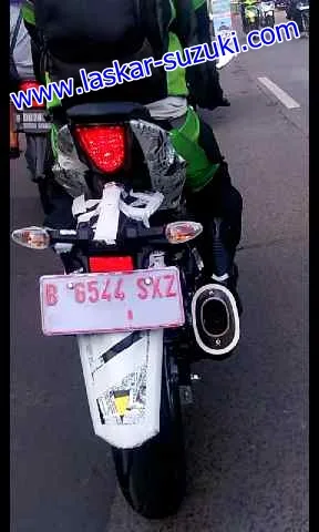 Suzuki GSX-R150 ditest di jalanan Suzuki GSX-R150 ditest di jalanan