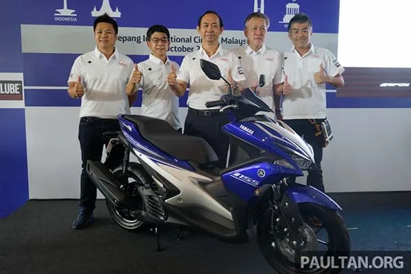 Yamaha Aerox 155 / NVX diperkenalkan Yamaha Aerox 155 diperkenalkan