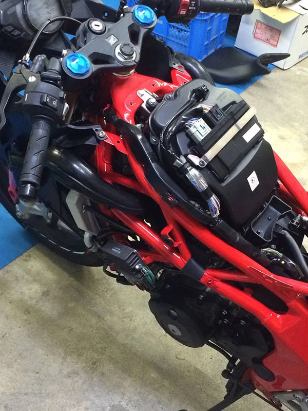 Posisi ECU Honda CBR250RR