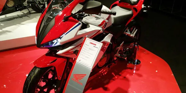 HondaCBR150RsepertiNewCBR500R