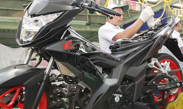 HondaSonicAgressoBlackMatte