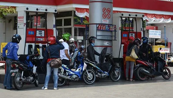 Cara Berkendara Irit