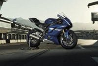 YamahaR62017stand-1