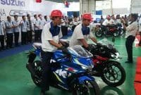 SuzukiGSX-R150diproduksimassalperdana_ GSX-R150 di pabrik Suzuki
