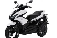 Aerox 125 warna putih