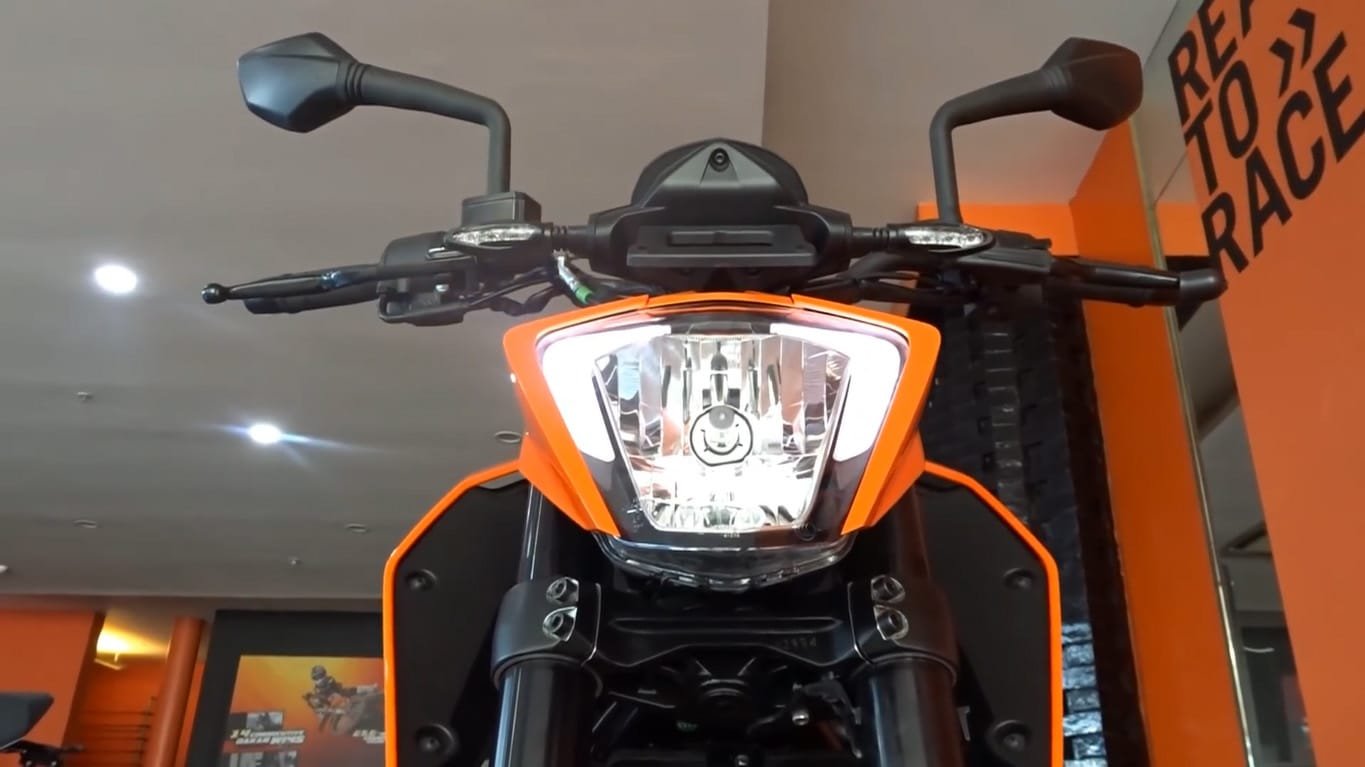 Headlamp KTM Duke 250 2017