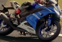 Iklan TVC All New R15 left cornering