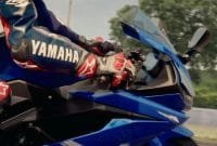 Iklan TVC All New R15 right