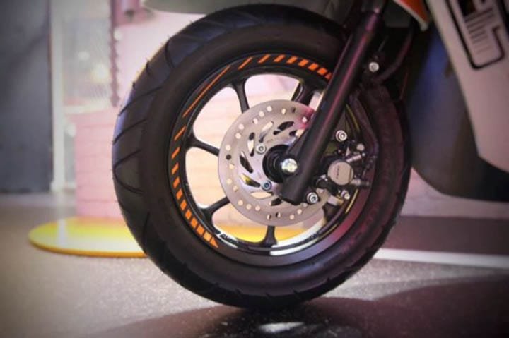 Aksesoris Wheel Sticker All New Scoopy Harga 58 ribu