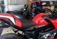 Suzuki GSX-S150 jok menyatu
