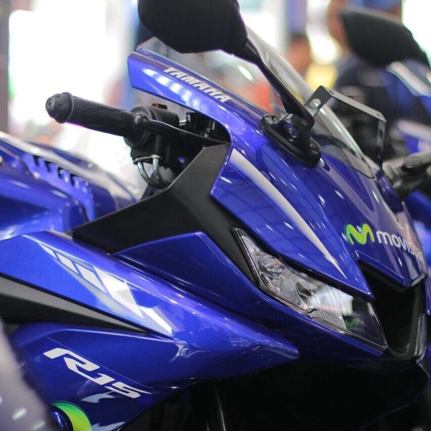 Yamaha R15 Livery Movistar