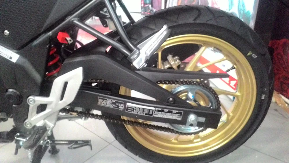 Honda CB1504 Velg Emas