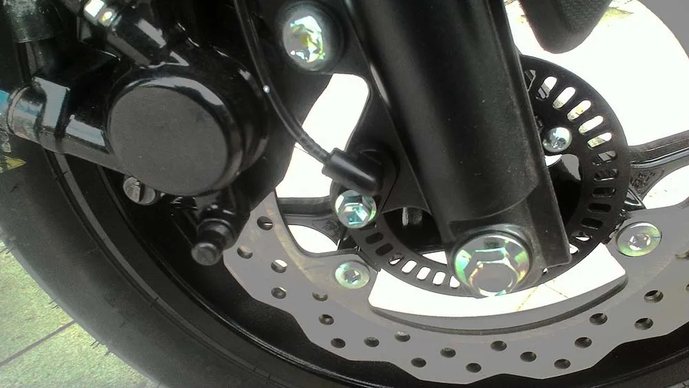 Rem Bergelombang Aerox 155 R version