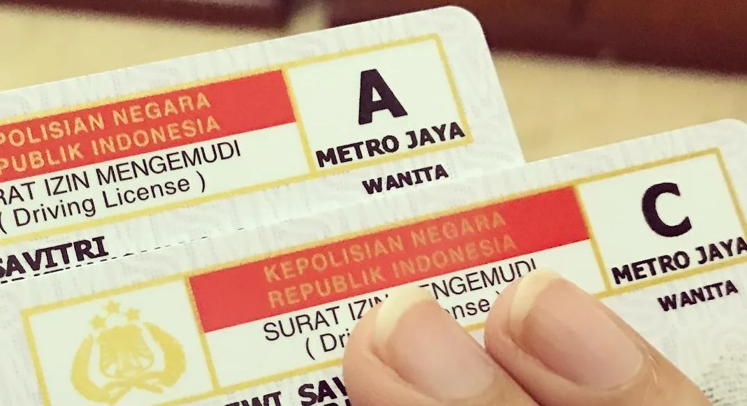 SIM C dan SIM A Surat Izin Mengemudi SIM C dan SIM A Surat Izin Mengemudi