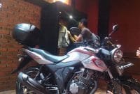Honda CB150 Verza pakai aksesoris Box Honda CB150 Verza pakai aksesoris Box