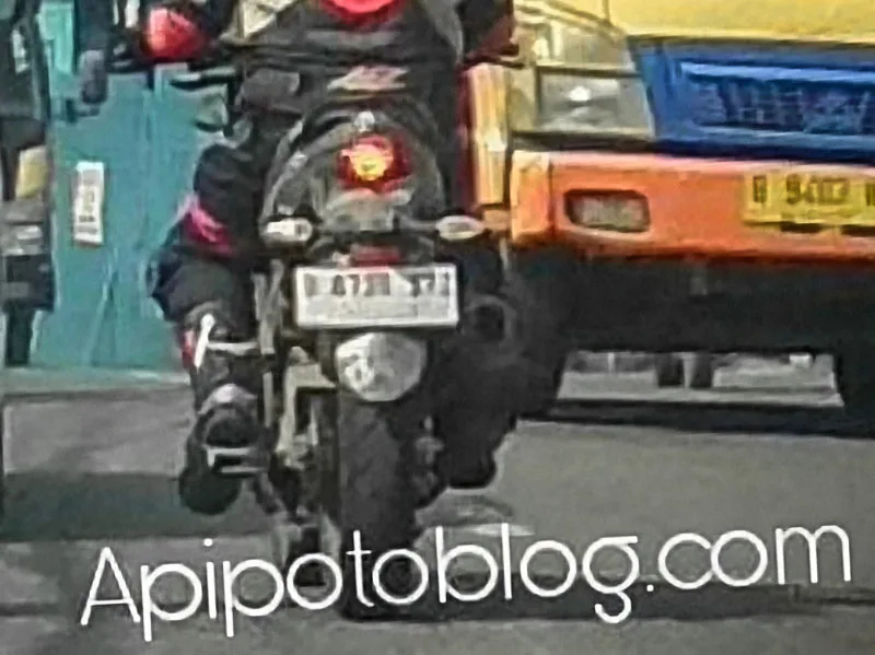 Suzuki Bandit 150 sedang di tes Suzuki Bandit 150 sedang di tes