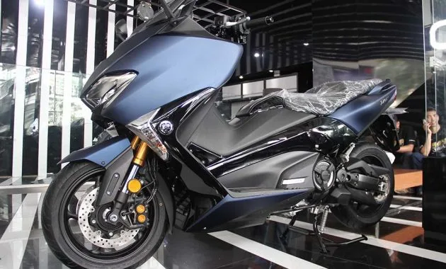 Yamaha TMAX DX CBU Yamaha TMAX DX CBU