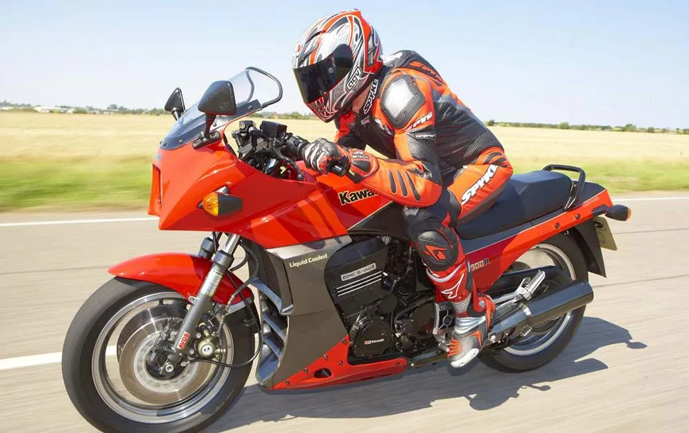 Kawasaki GPZ900R Kawasaki GPZ900R