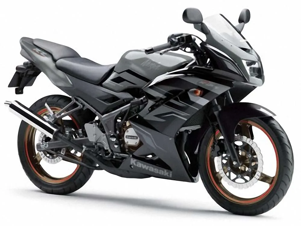 Kawasaki Ninja 150 RR Kawasaki Ninja 150 RR
