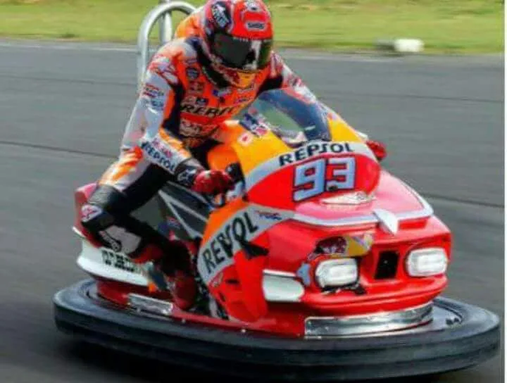 Lucu.. Marc Marquez naik Gokart Marc Marquez naik Gokart
