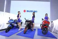 Pilihan Warna Suzuki GSX-R150 terbaru Pilihan Warna Suzuki GSX-R150 terbaru