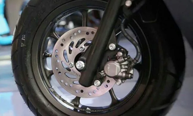 Ukuran Ban dan Velg depan Honda Scoopy baru