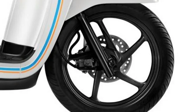 Ukuran Velg dan Ban Scoopy lama ring 14 depan