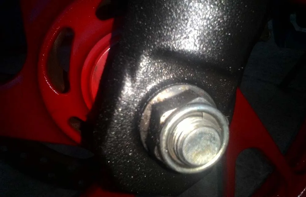 Shockbreaker kebanjiran Oli