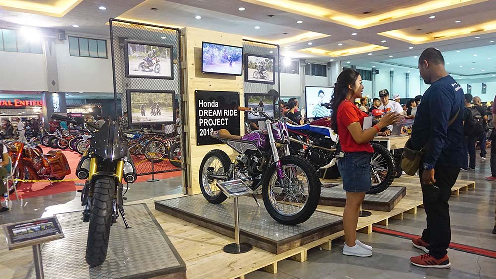 Booth Honda Dream Ride Project di Customfest 2018 Jogja Expo Center