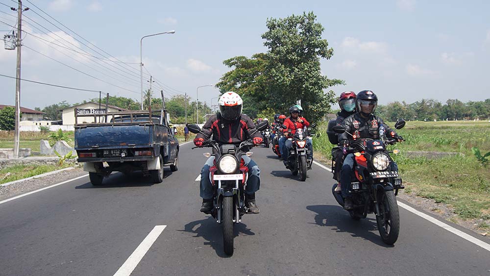 Komunitas Honda Verza Touring ke Pantai Sundak Gunungkidul