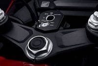 Shock Depan Honda CBR150R terbaru bisa disetel kekerasanya Shock Depan Honda CBR150R terbaru bisa disetel kekerasanya