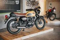 Kawasaki W175 Cafe dirilis Kawasaki W175 Cafe dirilis