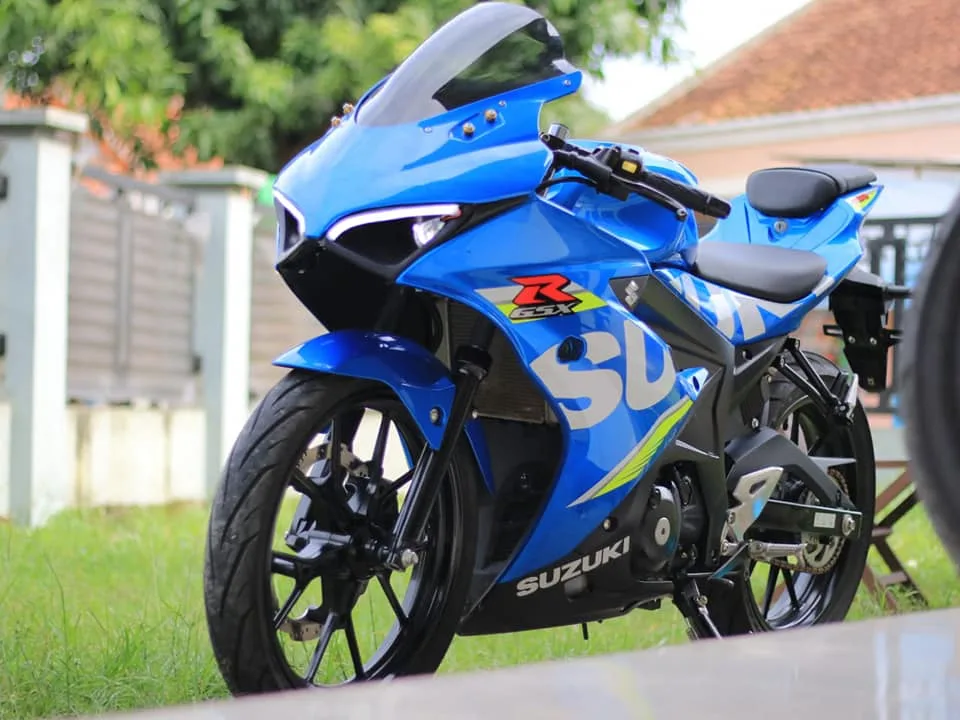 Modifikasi Suzuki GSX-R150 Panigale
