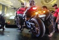 Lampu Hazard pada Sepeda Motor Lampu Hazard pada Sepeda Motor