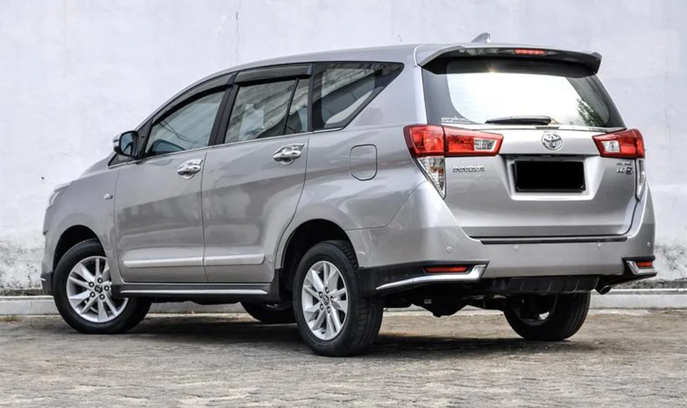 Toyota Kijang Innova Bensin Toyota Kijang Innova Bensin