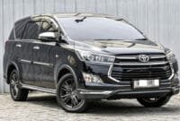 Toyota Kijang Innova Venturer versi tertinggi
