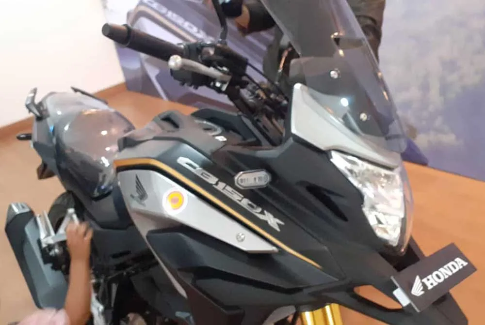Honda CB150X Touring