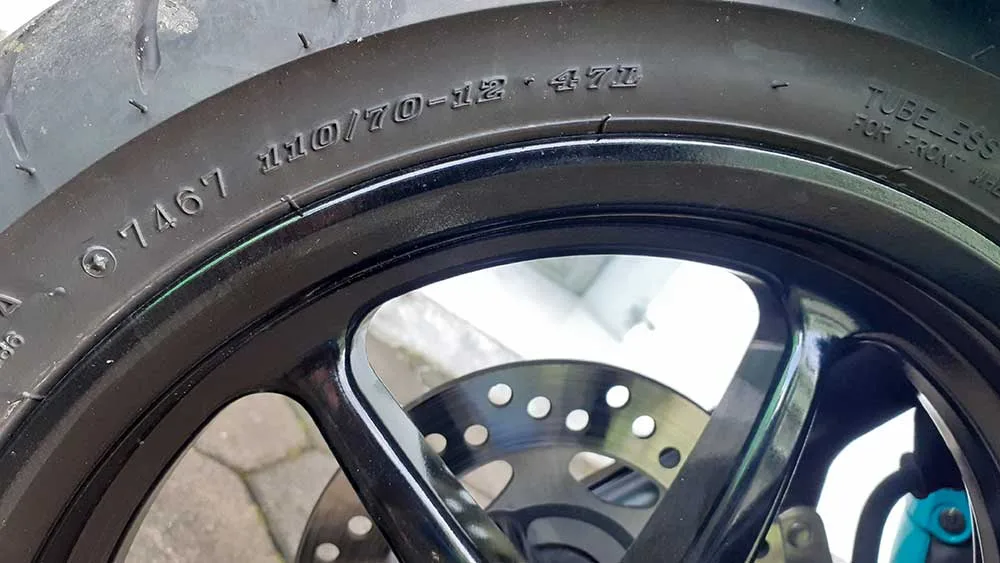 Ukuran Ban depan Yamaha Fazzio, ukuran velg 2,50 inch