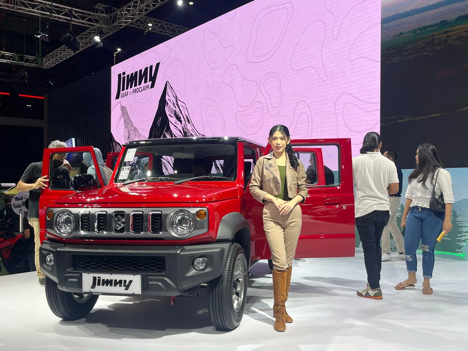 MINAT TINGGI SEPANJANG HARI, SUZUKI TUAI ATENSI POSITIF PENGUNJUNG IIMS 2024