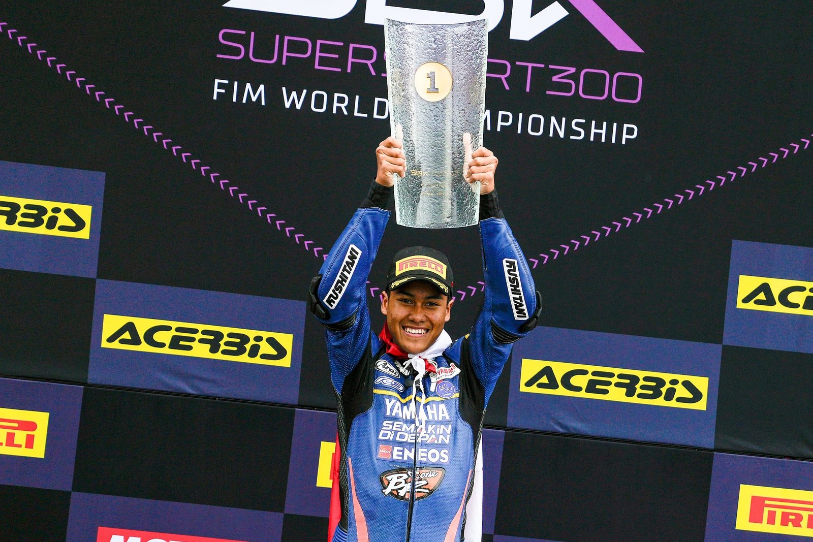 Aldi Satya Mahendra saat meraih podium pertama WorldSSP300 Ceko 2023