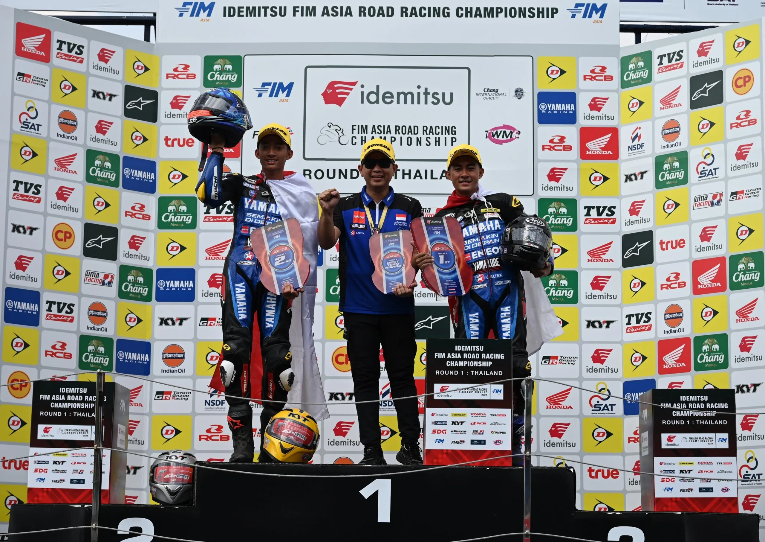 Tim Yamaha Racing Indonesia borong podium 1-2 AP250 seri 1 ARRC 2024