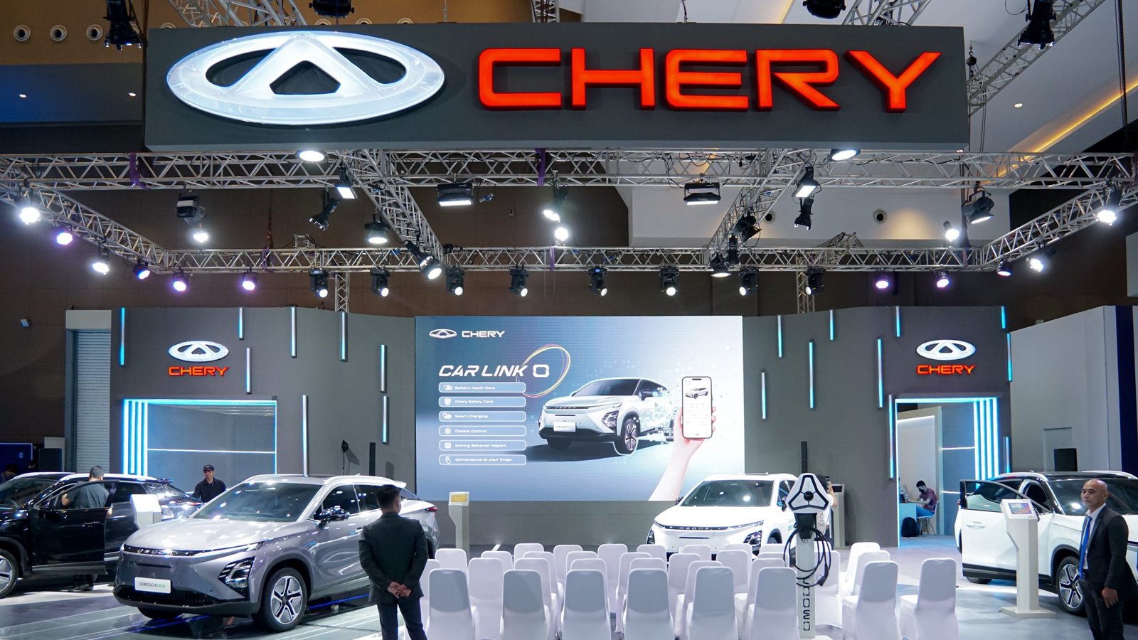 Inovasi Teknologi dan Layanan Chery OMODA E5 Bukti Keseriusan Chery di Industri EV Indonesia