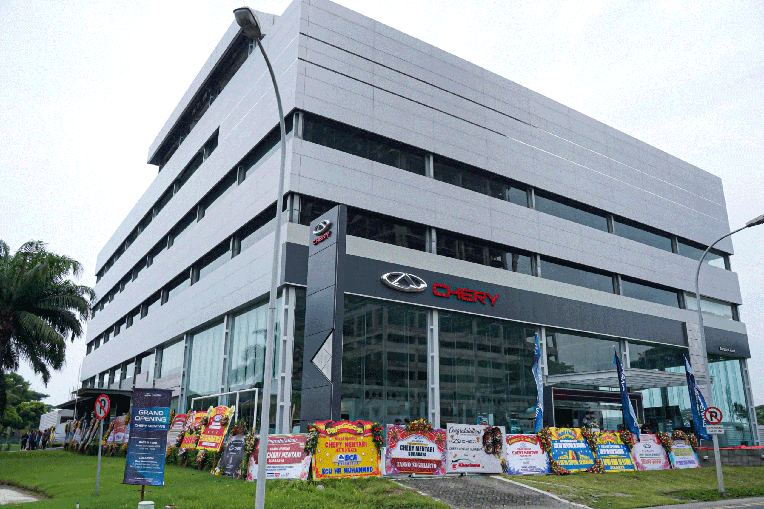 Chery Kembali Berekspansi di Surabaya, Resmikan Dealer Terbesar di Indonesia dengan Layanan 3S+