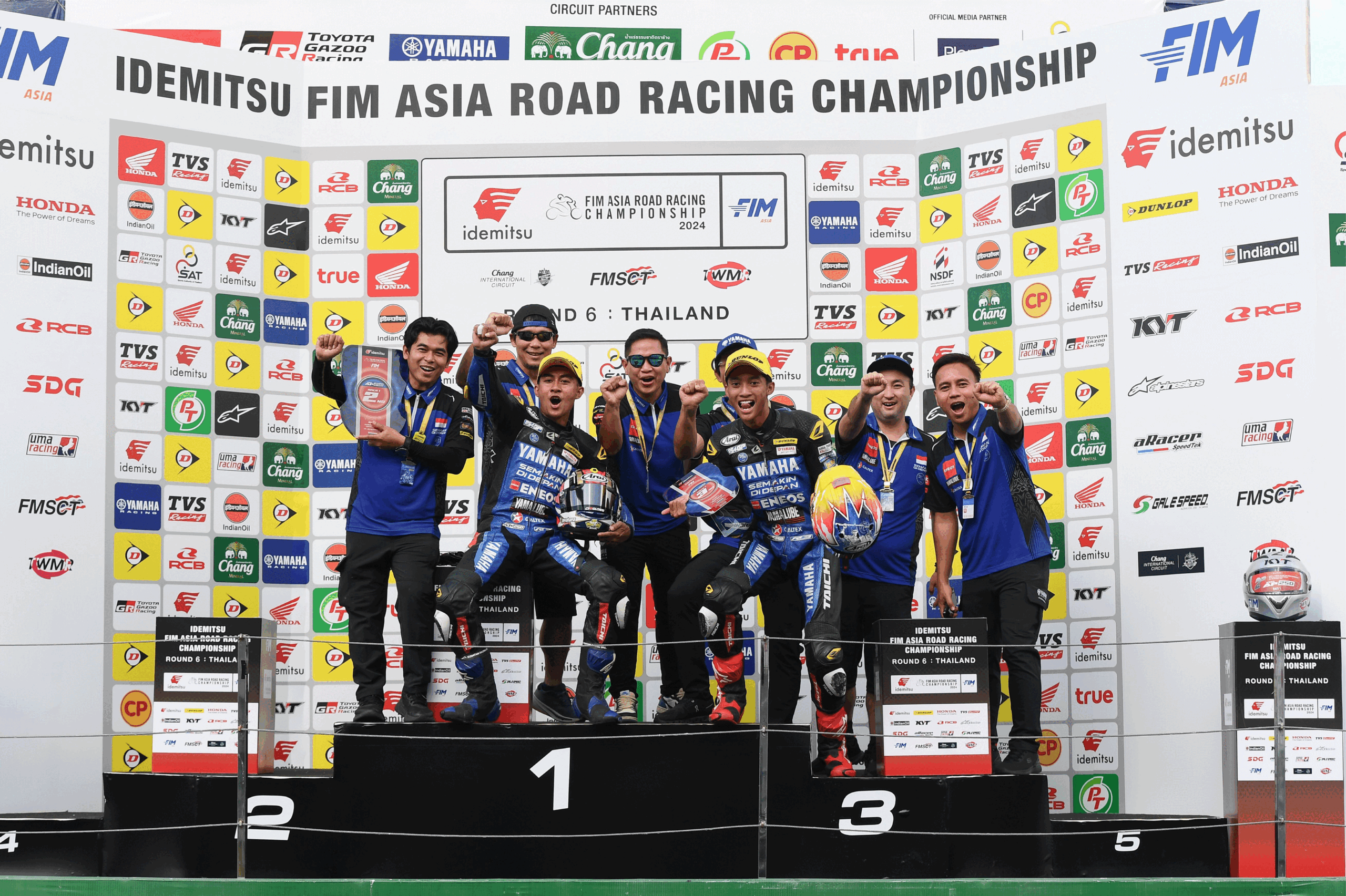 Tim-Yamaha-Racing-Indonesia-di-seri-terakhir-Asia-Road-Racing-Championship-2024-(3) Tim Yamaha Racing Indonesia Raih Posisi Runner-up Klasemen Akhir AP250 ARRC 2024, Fahmi Bassam Juara Umum UB150