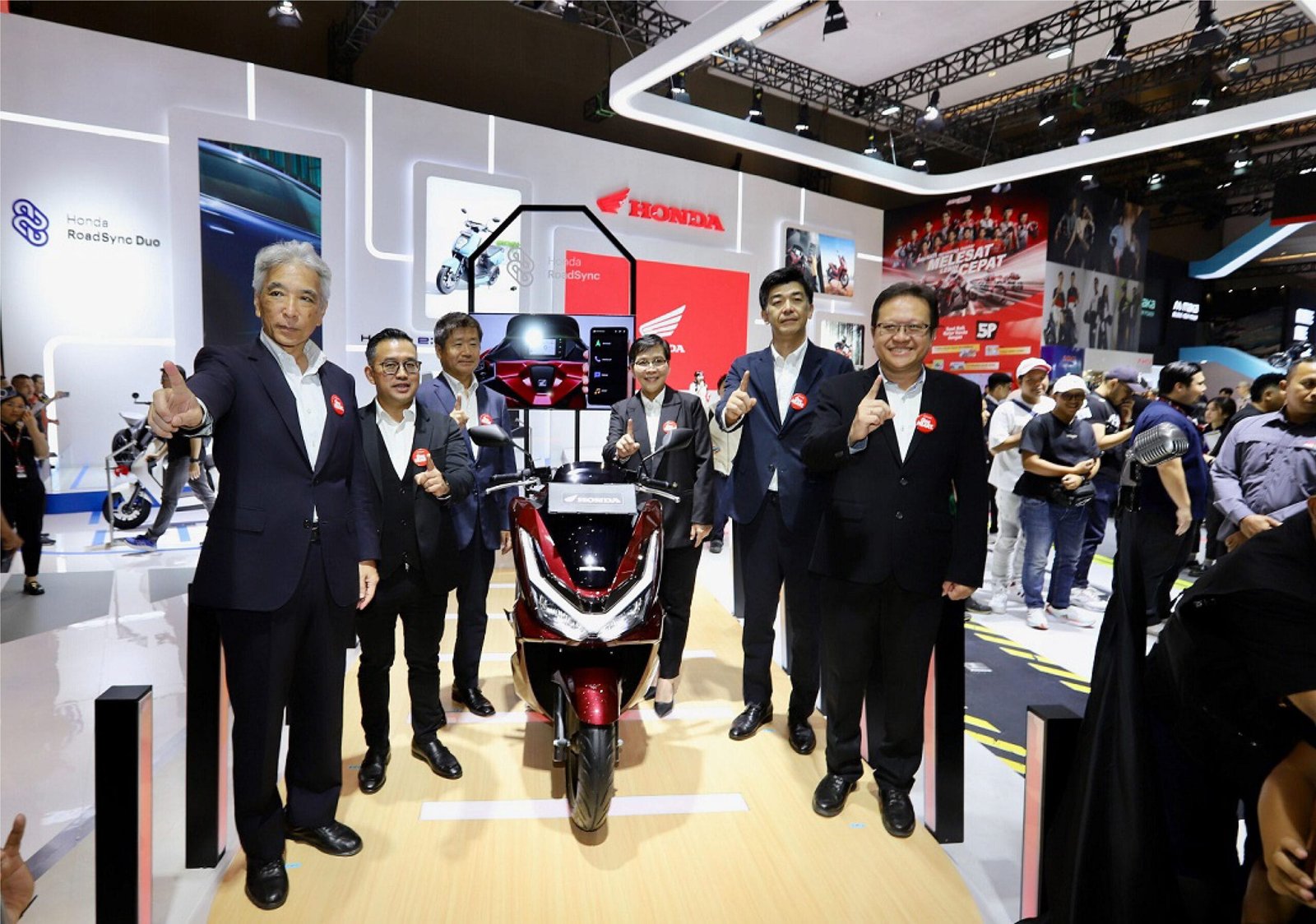 AHM_IIMS2025_02 Kecanggihan Honda PCX 160 RoadSync dan Motor Listrik Futuristik di IIMS 2025