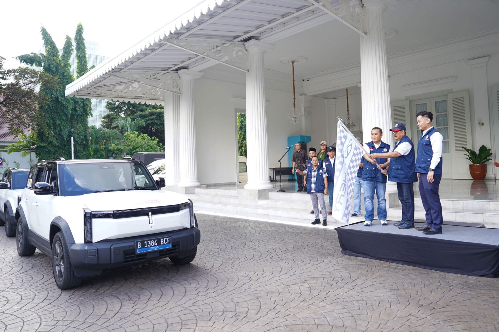 Belasan Mobil Chery Konvoi Menuju Lebak, Dukung Inisiatif FPP Pemprov DKI Dalam Pelestarian Waduk Karian